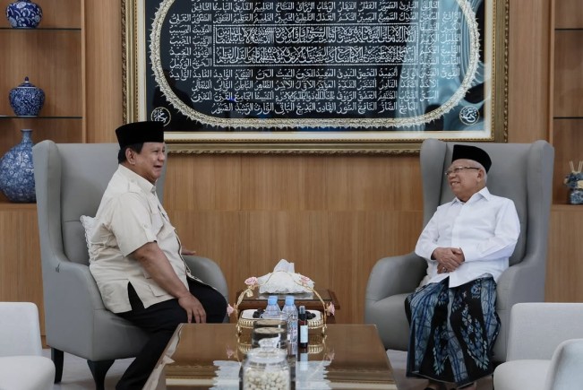 Presiden RI Ke-8 Prabowo Subianto temui Wapres RI Ke-13 Ma'ruf Amin di Depok, Jawa Barat, Minggu (24/8/2025). (Instagram @prabowo)